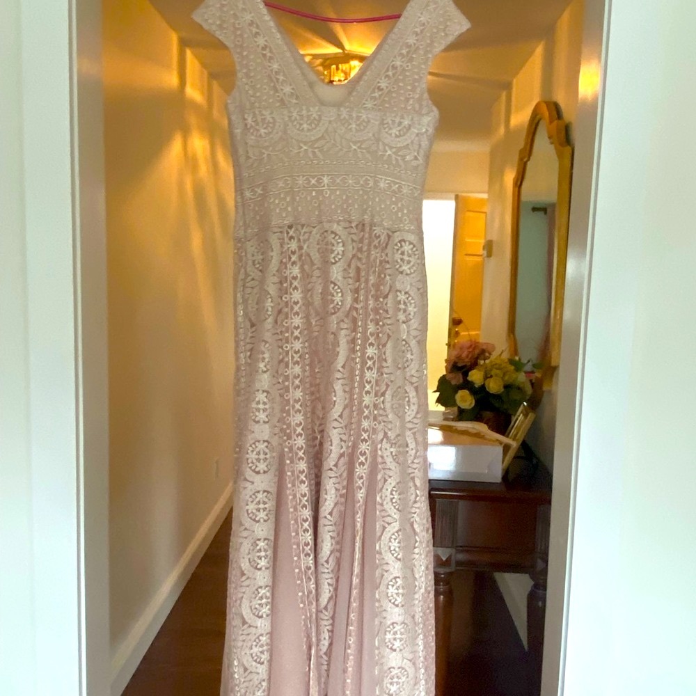 Kay Unger cream maxi dress gown